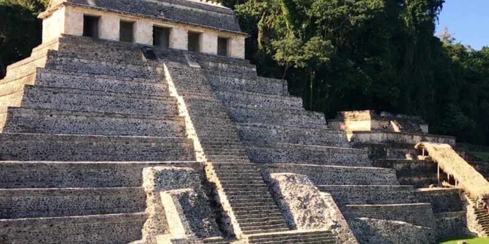Un recorrido por la zona arqueológica de Palenque, Chiapas